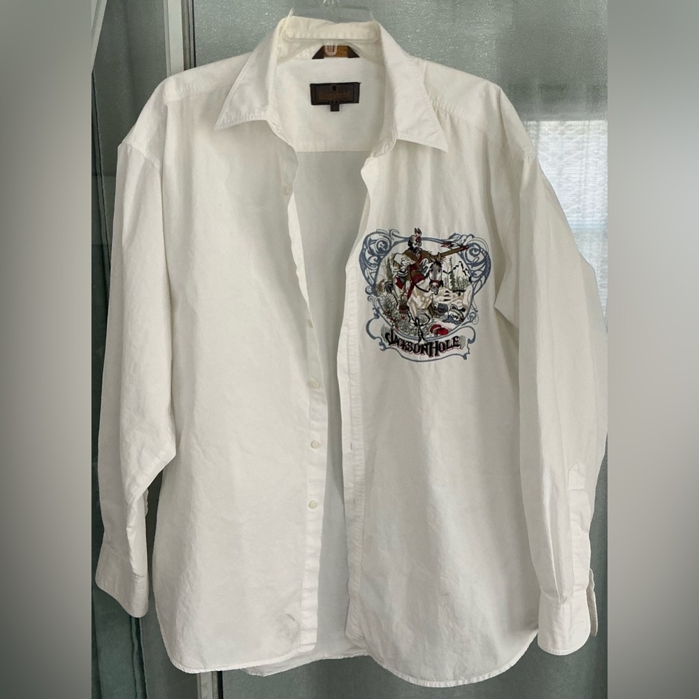 Bugatchi Uomo vintage shirt featuring an elaborate graphic print on the front
